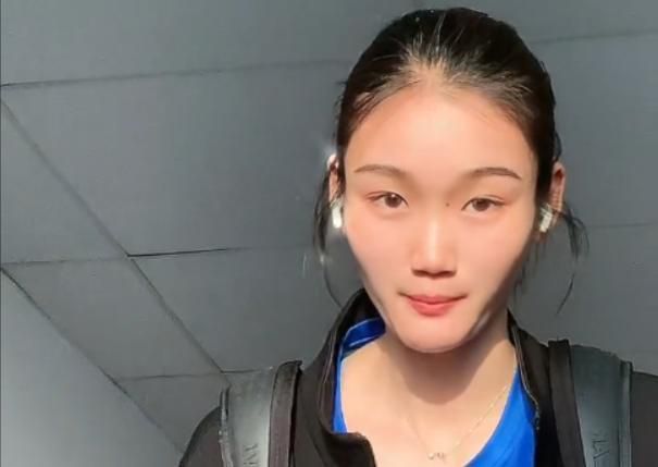 ErtanSüzgün指出，沙欣已经加盟多特教练组，他将担任泰尔齐奇的助教到本赛季结束，从下赛季开始担任多特主帅。
